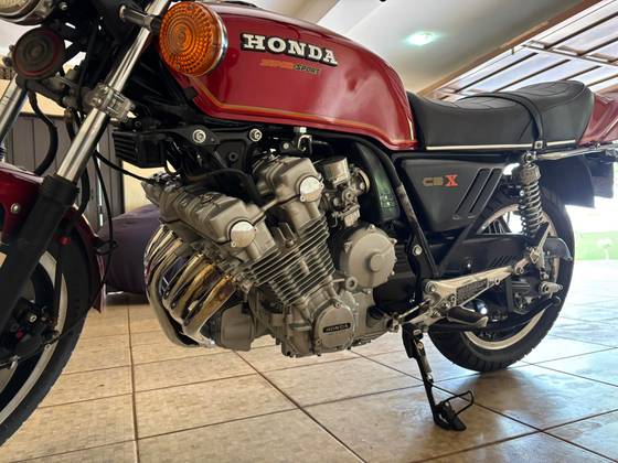 HONDA CBX 1050 